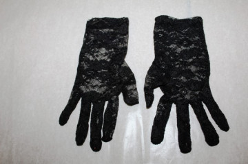 Manusi din dantela neagra repro anii '60