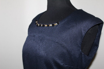 Rochie bleumarin aplicații trandafiri repro anii 60