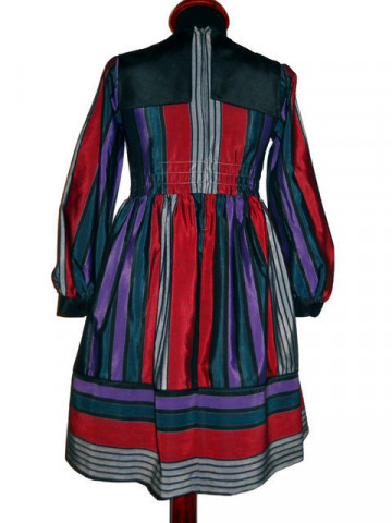 Rochie cu dungi si platca anii '60