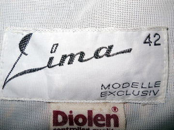 Rochie vintage cu flori si pliseuri anii '70