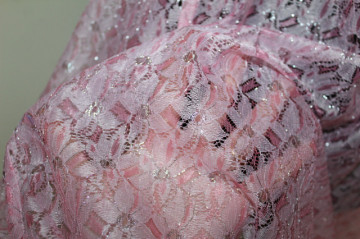 Rochie vintage din dantelă roz cu fir argintiu – anii ’70 - Img 7