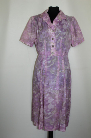 Rochie vintage lila din organdi cu print floral – anii ’50