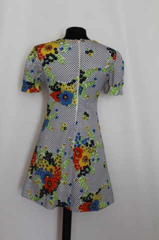 Rochie vintage print floral multicolor si buline anii '70