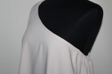 Bluza bej de ocazie repro anii ’70 – elegantă și fluidă - Img 6