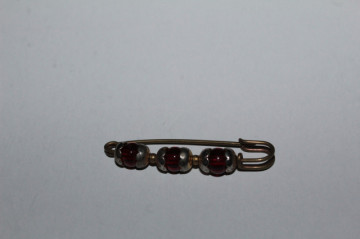 Broșă antique pentru lenjerie – Edwardian cca. 1900, metal și pastă de sticlă
