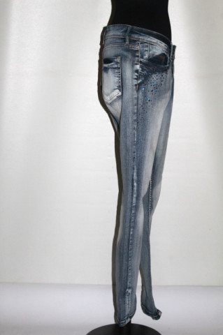 Jeans Janina Denim prespălați cu cristale – denim albastru slim - Img 3