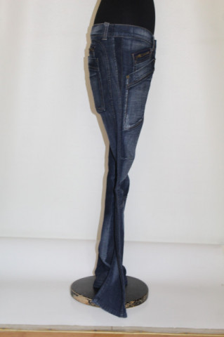 Jeans skinny albastru închis cu buzunare aplicate – vibe retro casual - Img 3