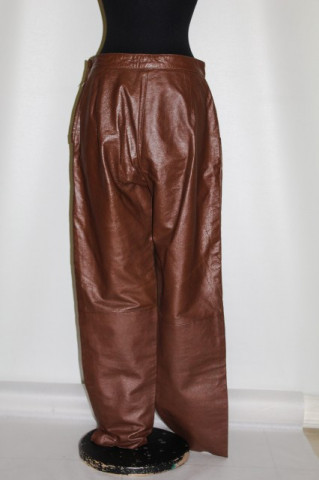 Pantaloni retro din piele maro anii '80