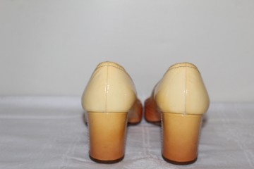 Pantofi peep‑toe Prada galben‑portocaliu – piele lăcuită, vintage designer - Img 6