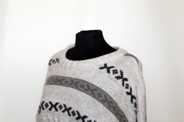 Pulover retro model geometric anii '80