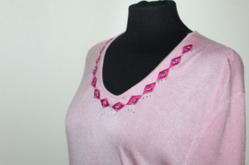 Pulover roz cu broderie fucsia — repro anii ’60, tricot fin  - Img 5