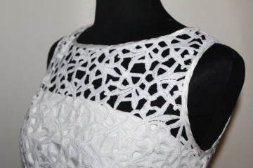 Rochie alba "Guy Laroche"