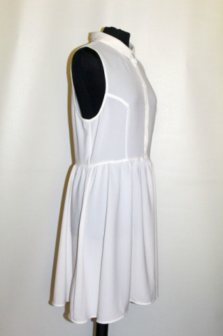 Rochie din crepe alb repro anii 70