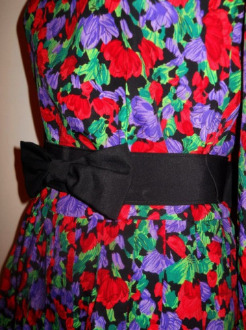 Rochie retro de ocazie print floral anii '80