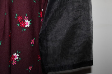 Rochie vintage anii ’70 cu mâneci din voal — floral  - Img 6