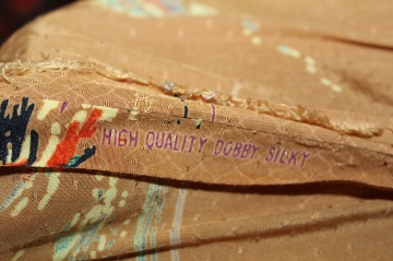 Rochie vintage din mătase Dobby maro scorțișoară – anii ’50, realizată manual - Img 8