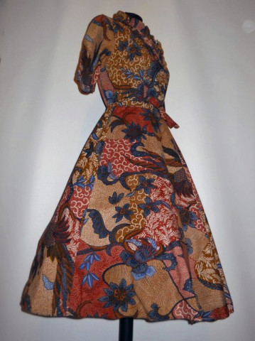 Rochie vintage print vegetal si punctiform anii '50