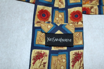 Cravata Yves Saint Laurent flori in chenar