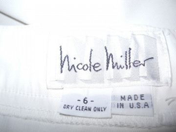 Fusta alba "Nicole Miller"