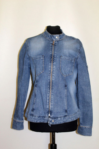 Jachetă denim vintage Vanilia – anii ’90, vibe casual retro