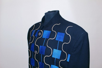 Jacheta retro broderie albastra anii '80