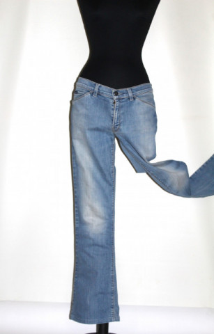 Jeans Calvin Klein – anii ’90 - Img 2