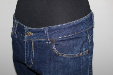 Jeans New Kobo din denim albastru închis – model skinny, talie joasă - Img 6