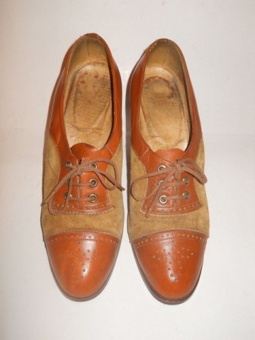 Pantofi bicolori vintage anii '40