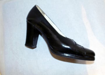 Pantofi din lac negru anii '60 - '70