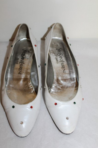 Pantofi retro albi cu cristale colorate "Yves Saint Laurent" anii '80