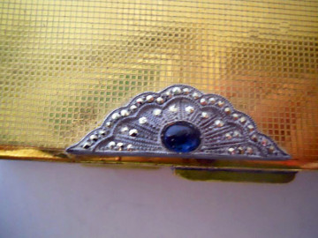 Pudriera Art Deco anii '20