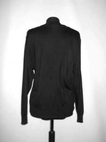 Pulover vintage negru brodat anii '70