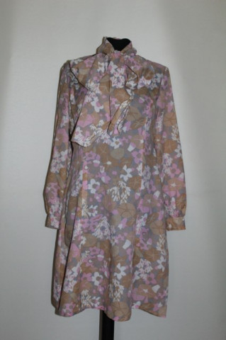 Rochie print floral roz si bej anii '60