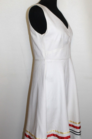 Rochie vintage albă stil nautic anii ’70 – bumbac și satin, detalii grosgrain - Img 4