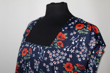 Rochie vintage bleumarin cu flori roșii – anii ’70 - Img 6