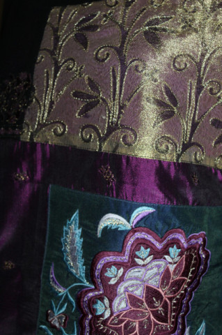 Bluză de ocazie Jacqueline Riu – patchwork elegant cu broderie auriu, anii ’90 - Img 5