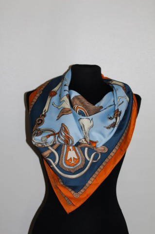 Esarfa print cavalerie anii '80