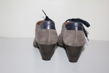 Ghetuțe gri repro anii ’40 – piele întoarsă, stil vintage - Img 6
