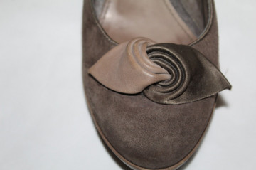 Pantofi maro Bata cu fundiță