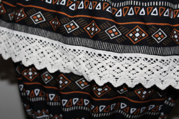 Rochie Julia Export repro anii ’70 – viscose negru cu print geometric - Img 6