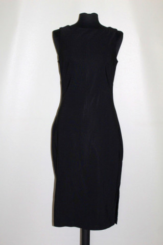 Rochie neagră repro anii ’60 – croială clasică midi