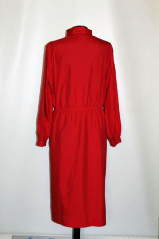 Rochie roșie picățele anii 70