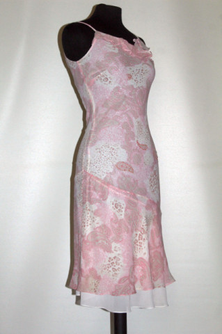 Rochie roz deschis arabescuri repro anii '70