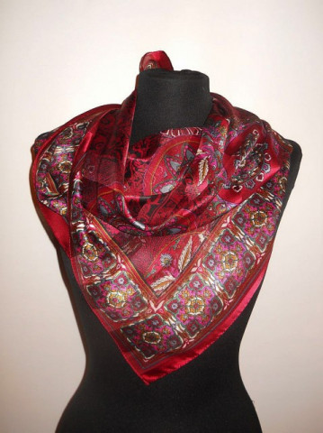 Esarfa print oriental anii '80