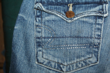 Jeans American Eagle – denim albastru prespălat, talie joasă - Img 8