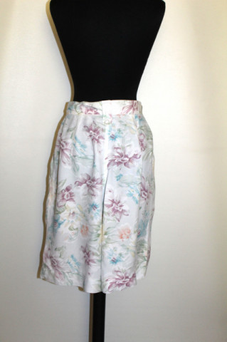Pantaloni scurți flori pastel – vibe retro anii ’80 - Img 3
