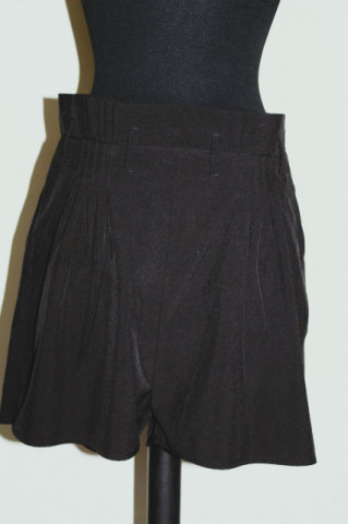 Pantaloni scurți negru – vintage Gina Tricot - Img 2