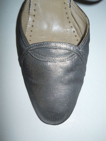 Pantofi argintii anii '60