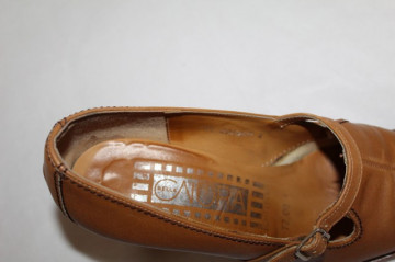 Pantofi maro cognac "Bella Nora" anii '70