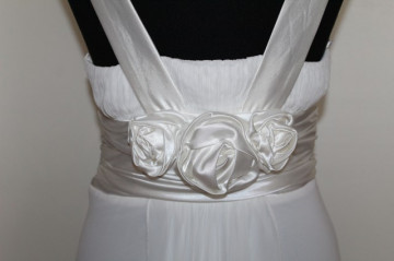Rochie de seara alba bust plisat repro anii '70